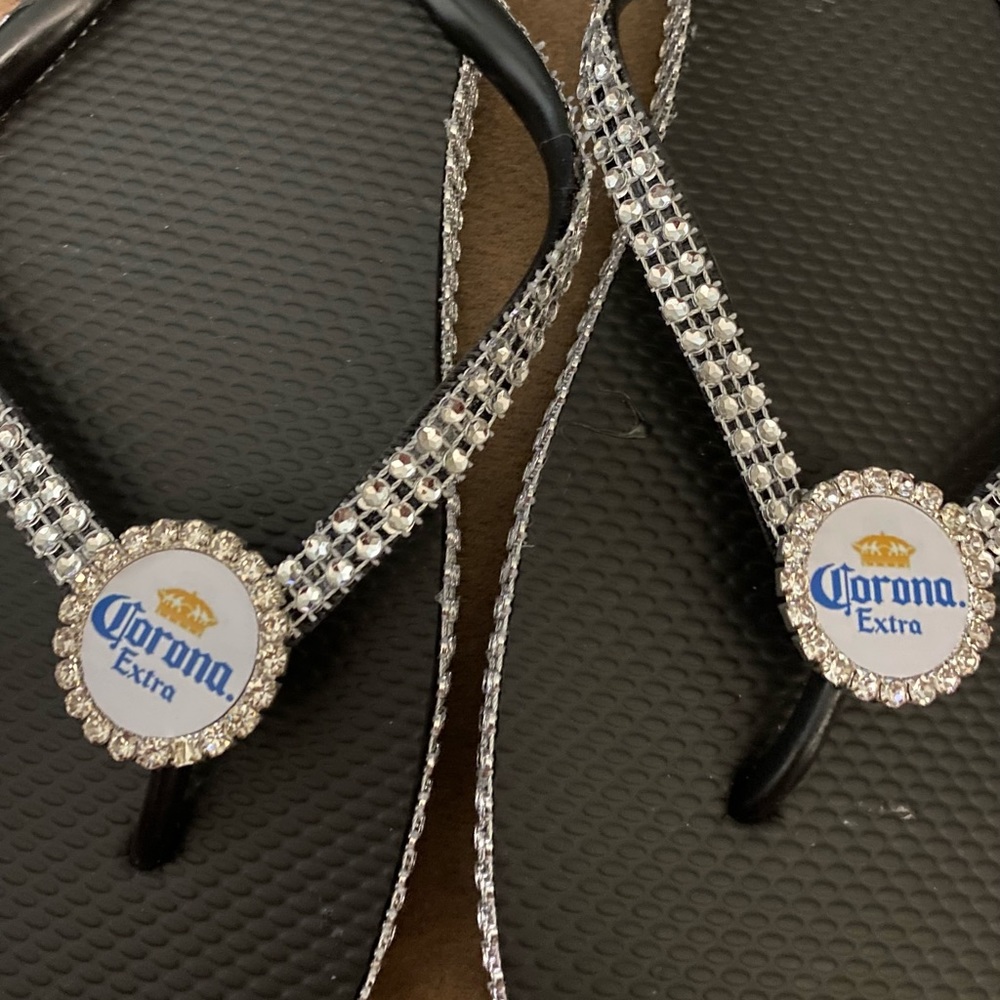 Corona extra flip flops